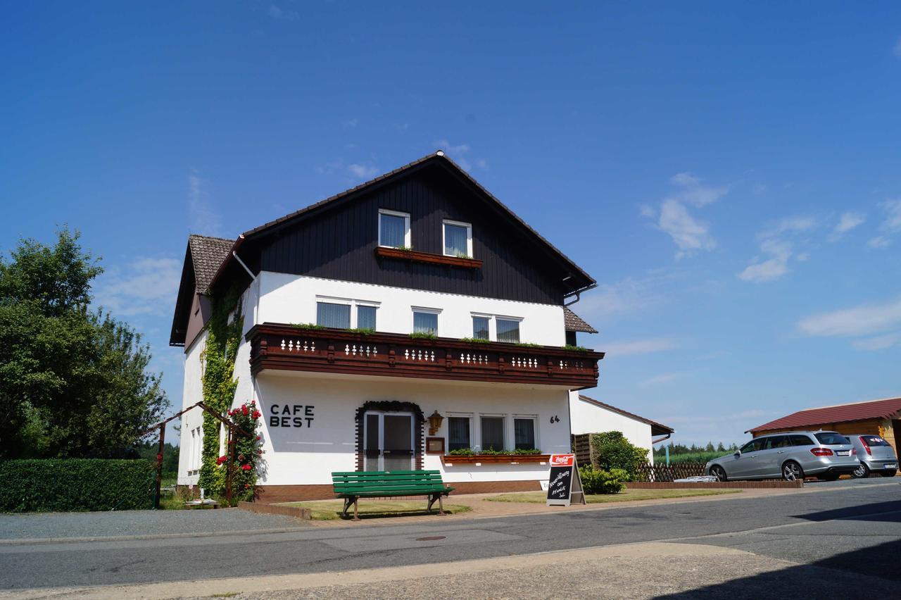 Cafe Best Gaestezimmer Bullau Екстериор снимка