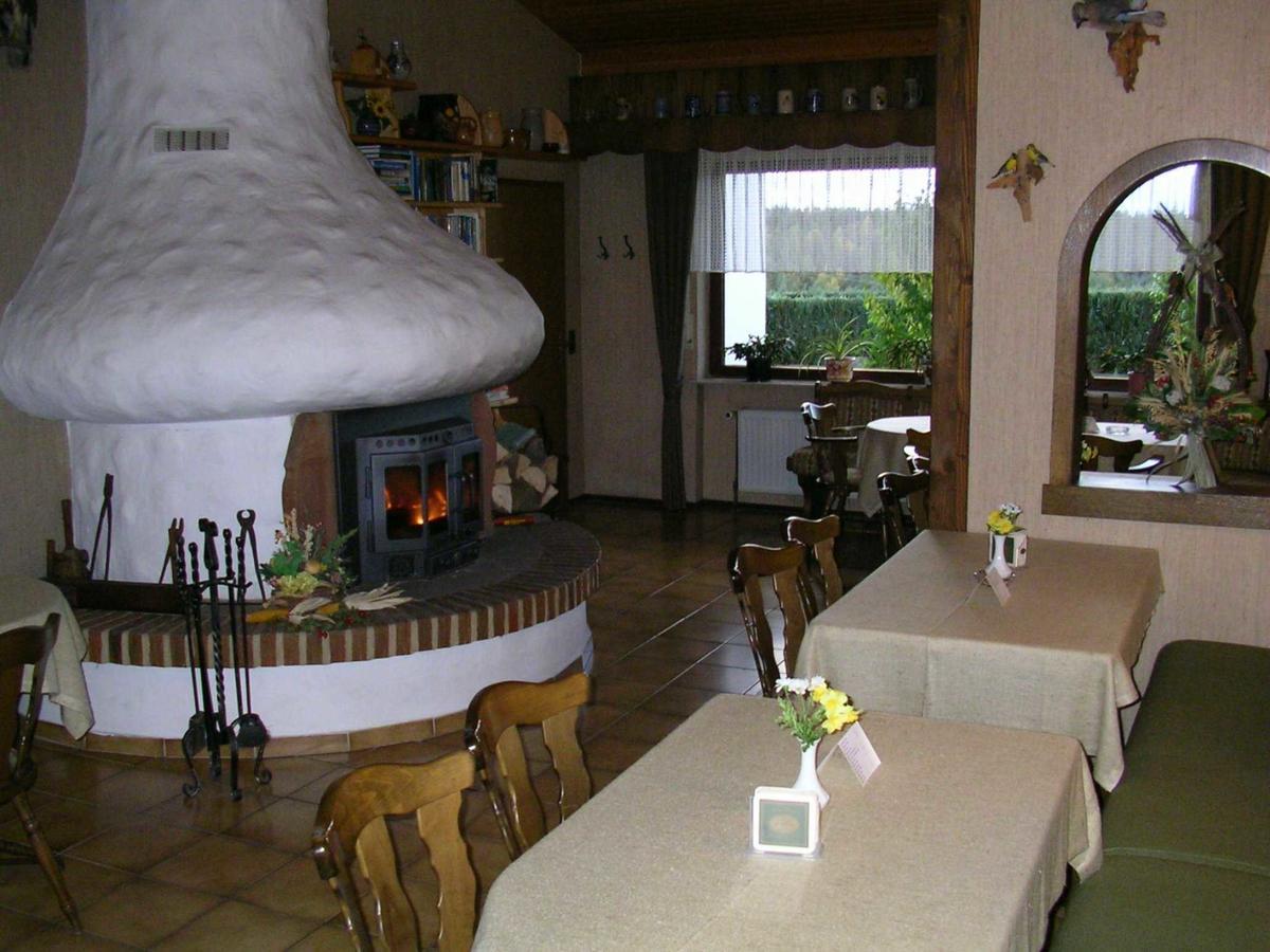Cafe Best Gaestezimmer Bullau Екстериор снимка